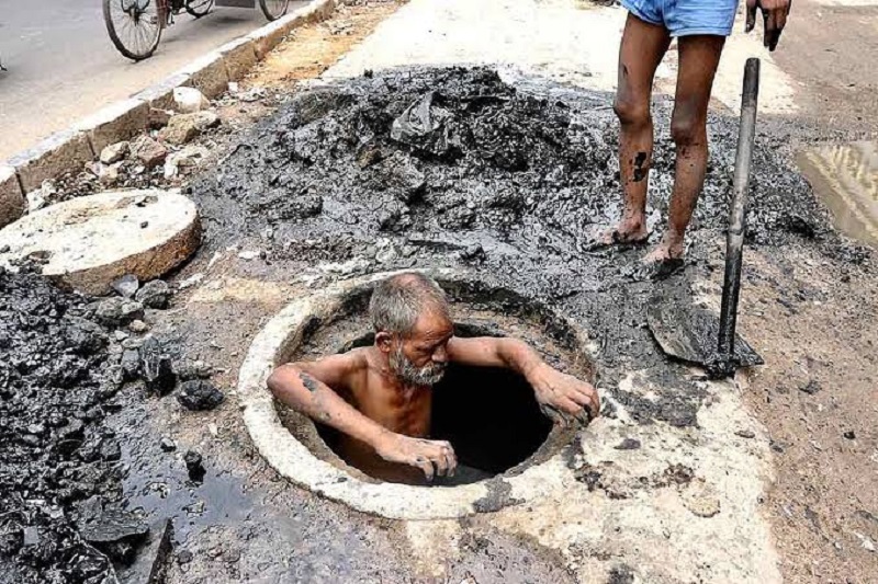 Manual Sewer Cleaning Services