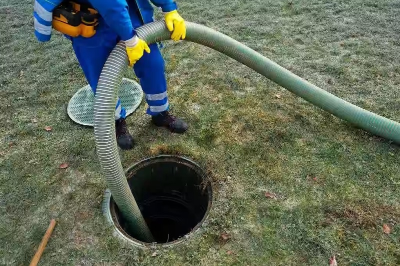Septic Tank Cleaning For Hospital, Collages
