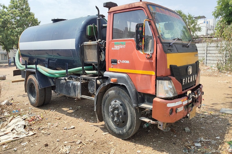 Commercial Septic Tank Cleaning Service